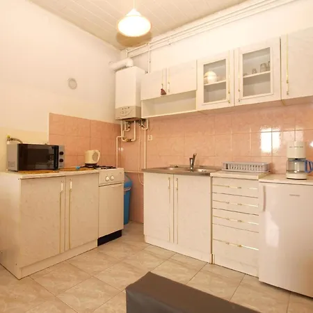 Fuer 4 Personen Ca 65 Qm In Pula, Istrien Istrische Riviera Apartment *
